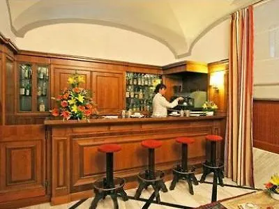 Arcangelo 3* Рим